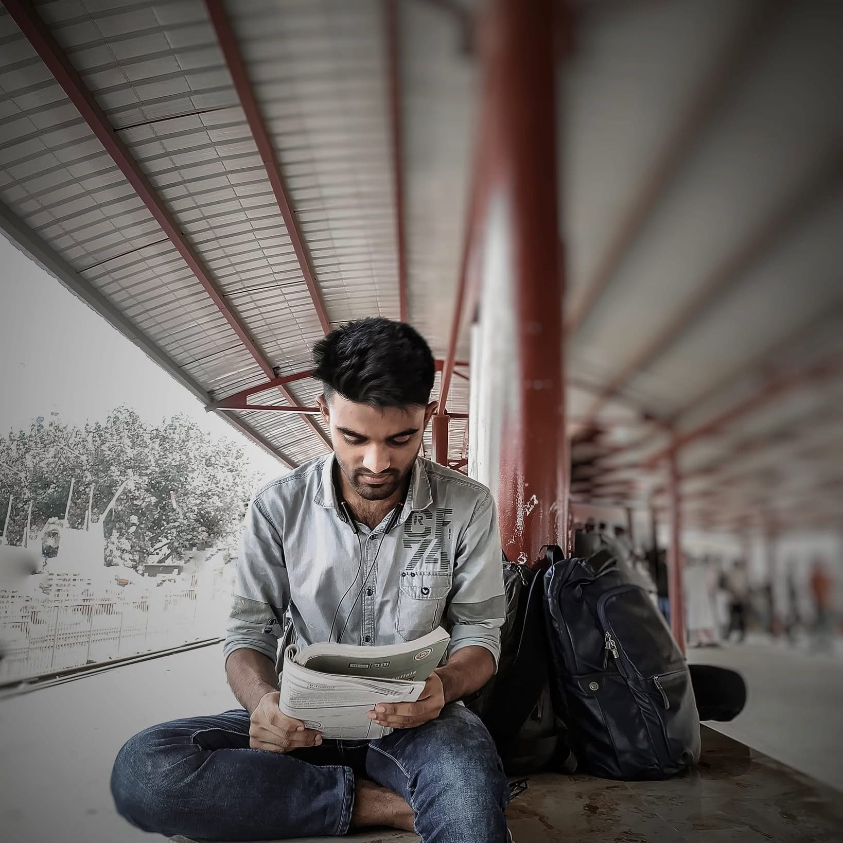 December 01, 2023 - Airport Relway Station, Dhaka Md. Shakib Hossain Readoy at Airport Relway Station, Dhaka on December 01, 2023